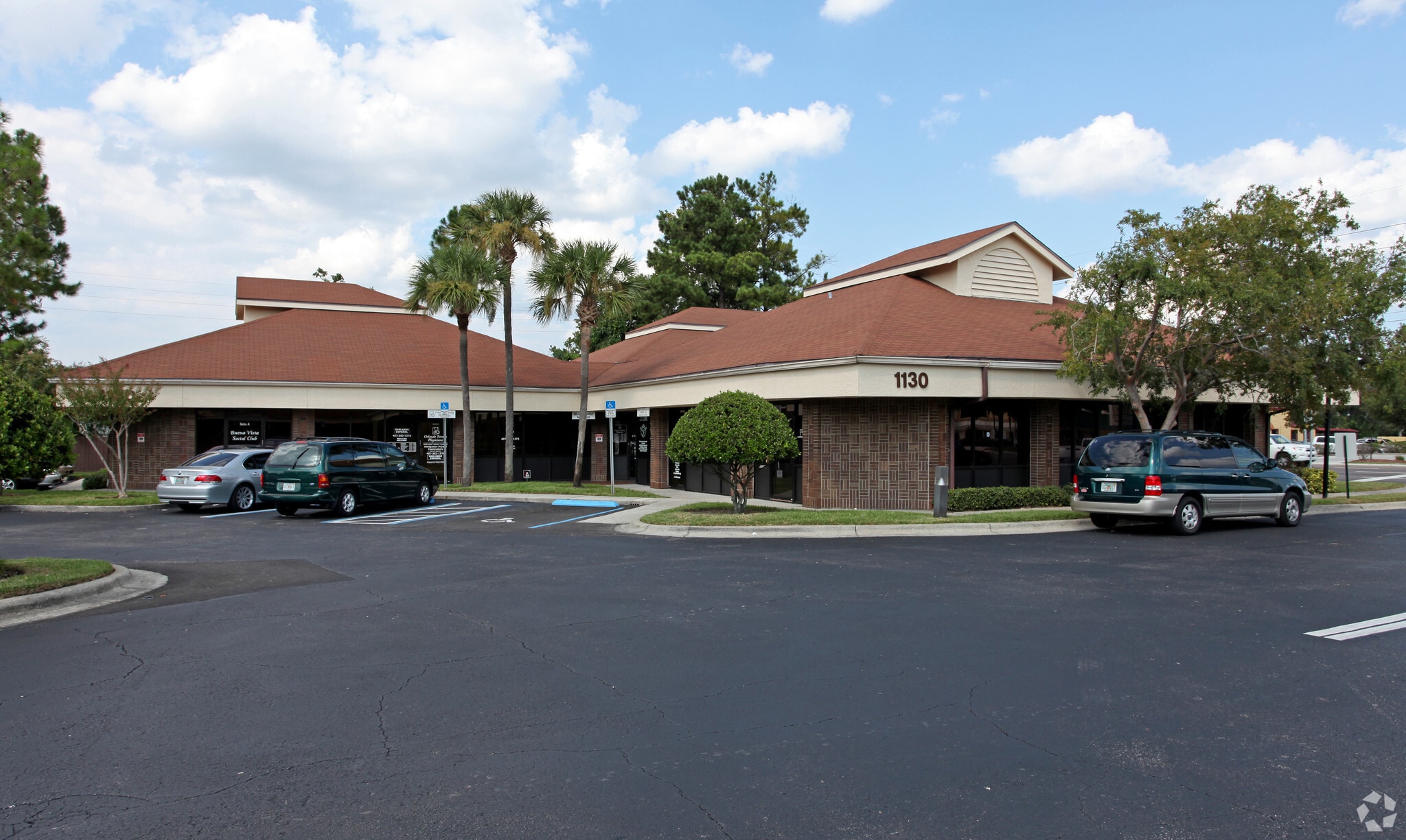 1130 S Semoran Blvd, Orlando, FL à louer Photo principale– Image 1 sur 17