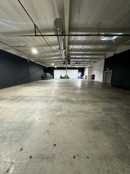 147-155 Mission Rd, Los Angeles, CA à louer - Photo de l’immeuble – Image 3 sur 7