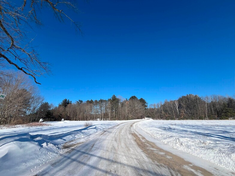 55 Gambo rd, Windham, ME à vendre - Photo de l’immeuble – Image 2 sur 4