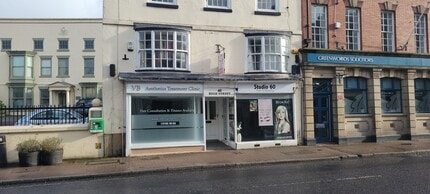 60 High St, Knaresborough à louer Photo de l’immeuble– Image 1 sur 5