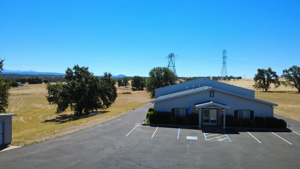 24400 Old 44 Dr, Millville, CA à vendre - Photo de l’immeuble – Image 3 sur 24