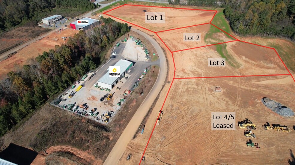 2123 Candler Park Dr, Gainesville, GA à louer - Photo de l’immeuble – Image 3 sur 5