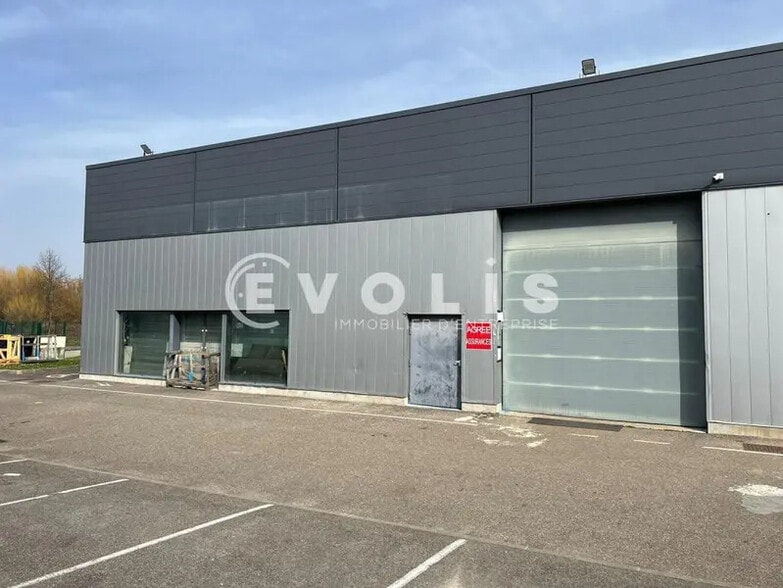 Rue Louis Braille, Bourgoin-Jallieu à louer - Photo de l’immeuble – Image 2 sur 16