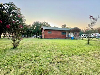 Plus de détails pour 20 County Road NW 1030, Mount Vernon, TX - Spécialisé à vendre