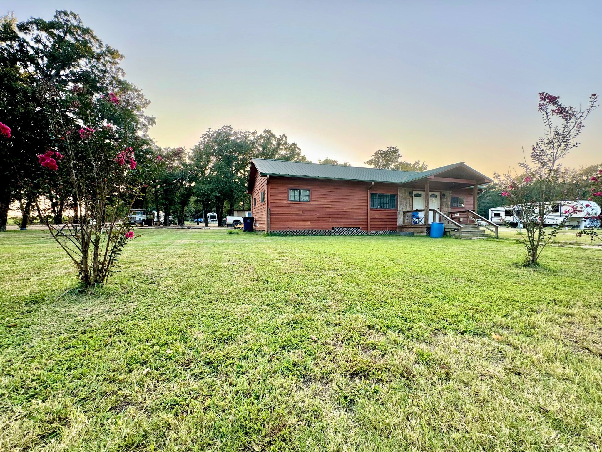 20 County Road NW 1030, Mount Vernon, TX à vendre Photo principale– Image 1 sur 13