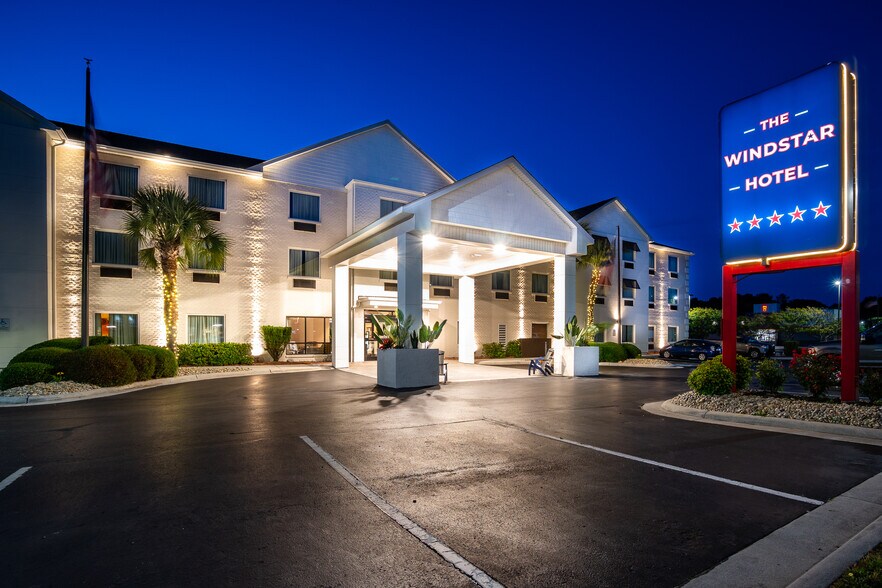 801 Cedar Point Blvd, Cedar Point, NC à vendre - Photo de l’immeuble – Image 2 sur 21