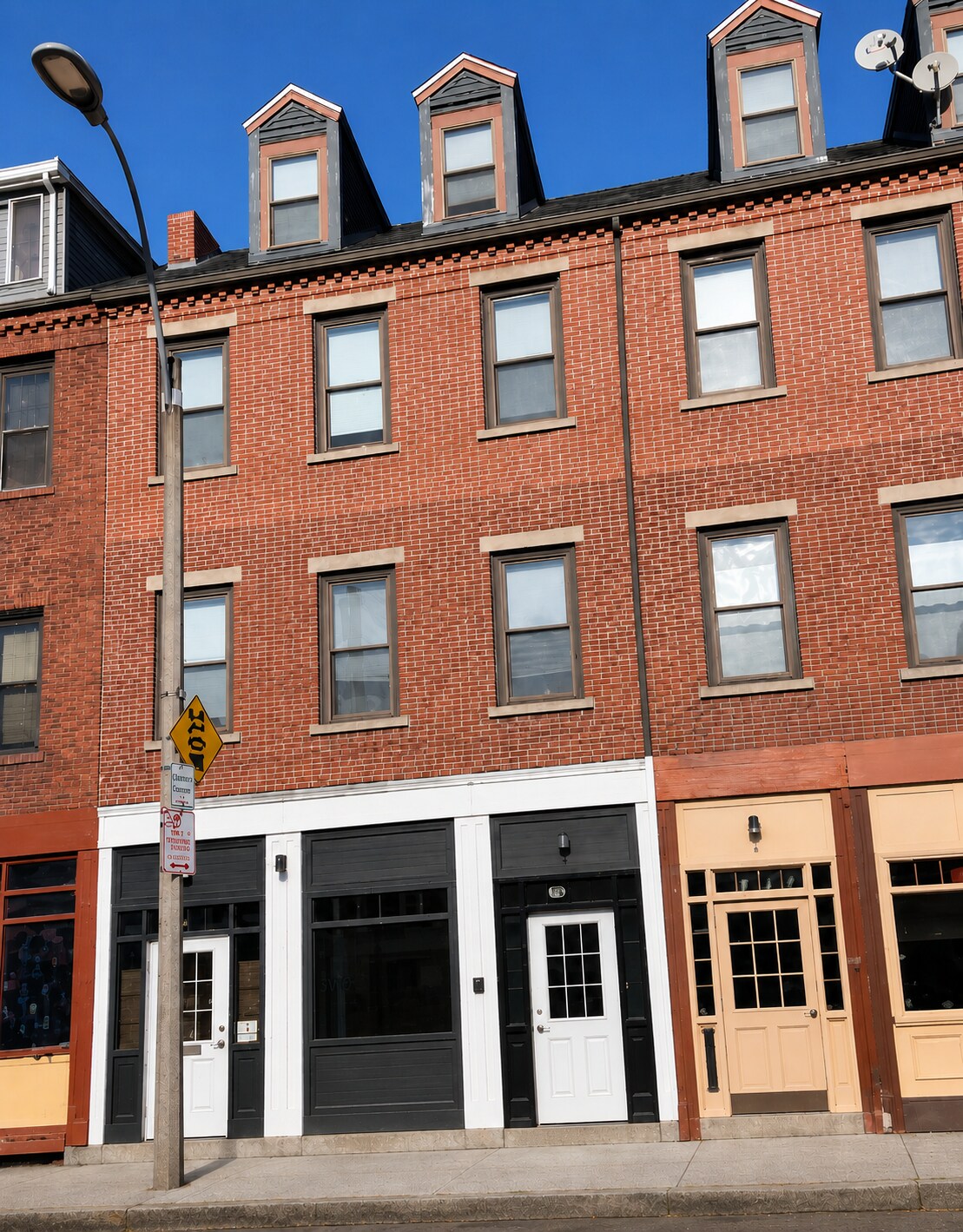 188 Sumner St, East Boston, MA à louer Photo de l’immeuble– Image 1 sur 10