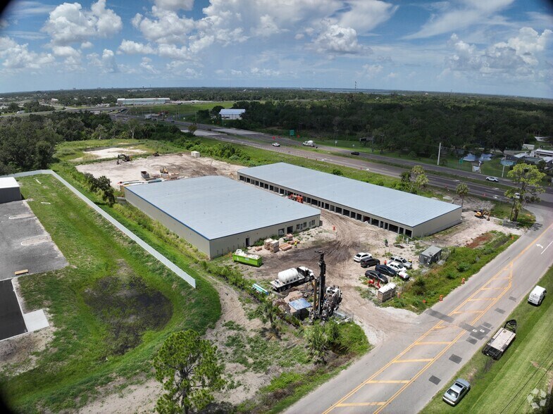 2419 E 85th St, Palmetto, FL à vendre – Image 2 sur 14