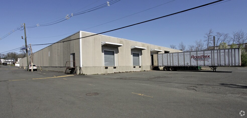1835 Burnet Ave, Union Township, NJ à louer - Photo principale – Image 1 sur 3