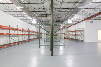 Plus de détails pour 3501 NW 10th Ave, Oakland Park, FL - Local d'activités à louer