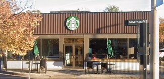 Plus de détails pour 364 Lakeshore Rd W, Mississauga, ON - Local commercial à vendre