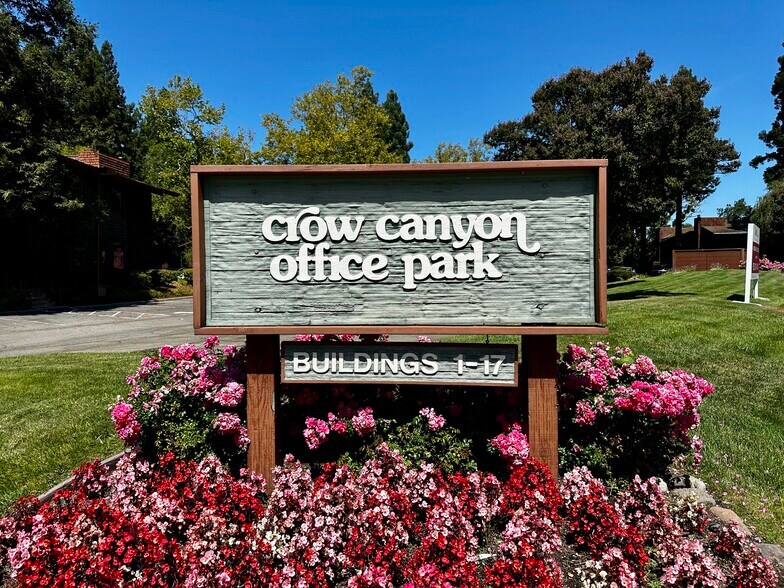 4 Crow Canyon Ct, San Ramon, CA à vendre - Photo de l’immeuble – Image 2 sur 6