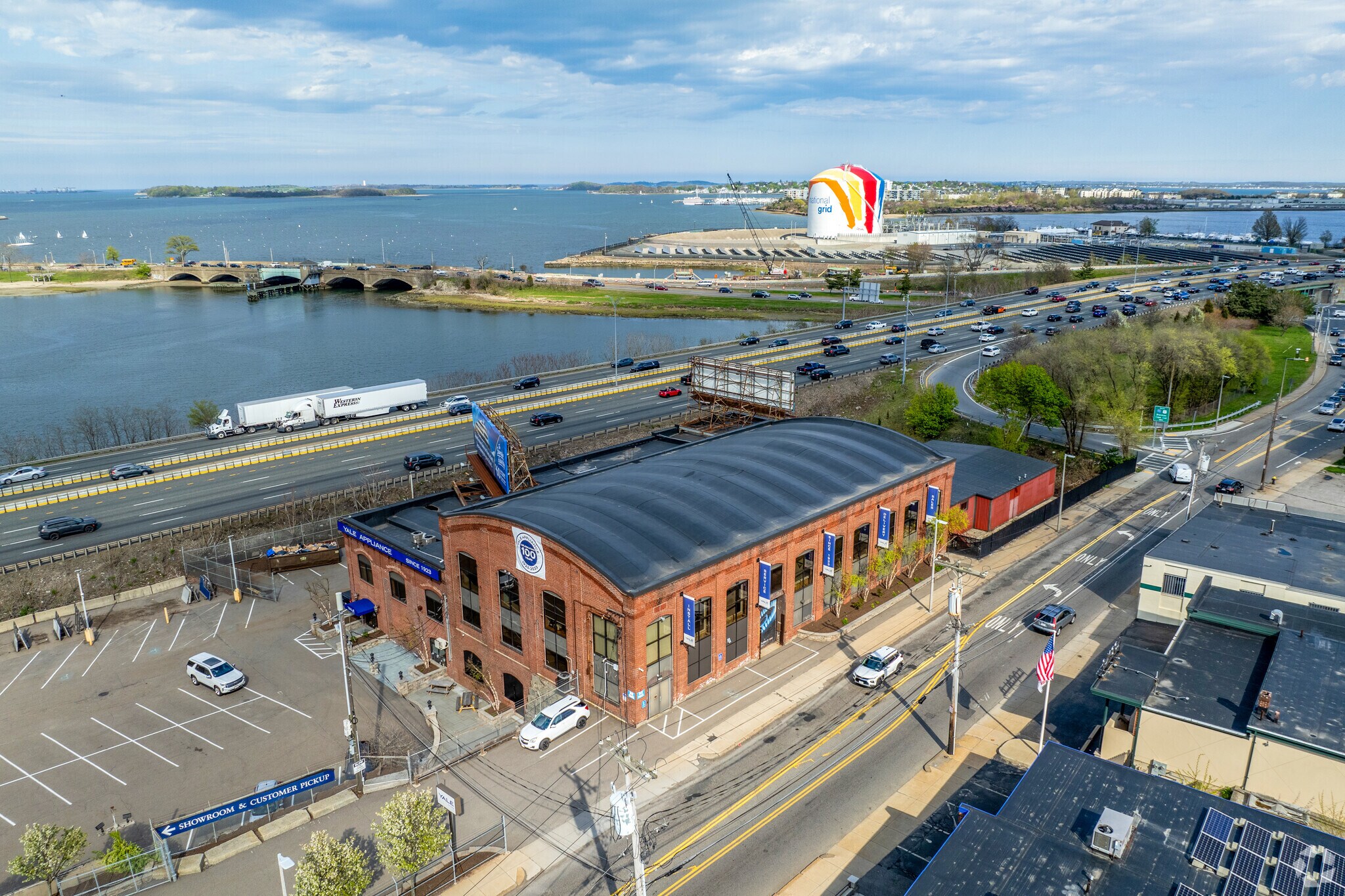 296 Freeport St, Boston, MA à louer Photo de l’immeuble– Image 1 sur 4