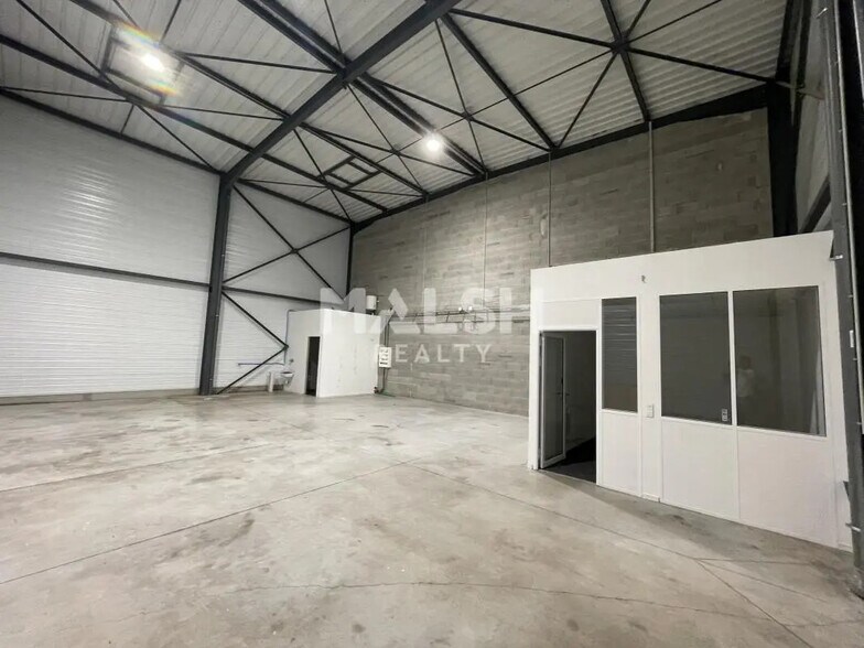 Bureau dans Beauvallon à louer - Photo intérieure – Image 2 sur 6