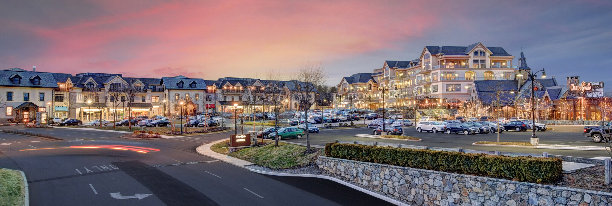 Sockanosset Cross Rd, Cranston, RI à louer Photo principale– Image 1 sur 17