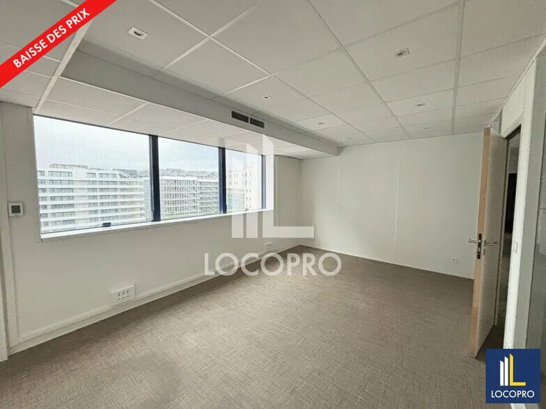 Bureau dans Nice à louer - Photo de l’immeuble – Image 1 sur 8