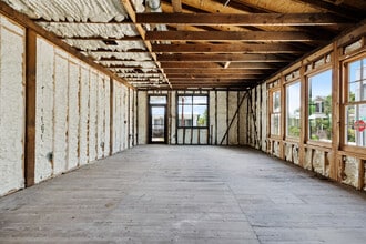 301 S Toulme St, Bay Saint Louis, MS à louer Photo intérieure– Image 1 sur 2