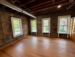 121 Park Ave, Rochester, NY à louer Photo intérieure– Image 1 sur 3
