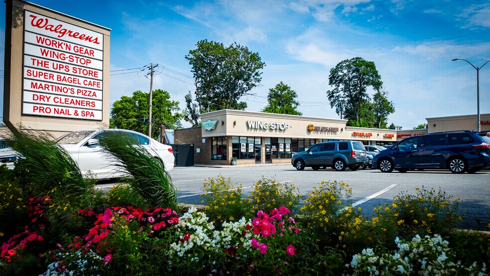 1397-1415 Hempstead Tpke, Elmont, NY à louer - Photo de l’immeuble – Image 2 sur 13