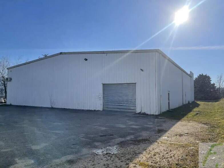 Industriel/Logistique dans Grenoble à vendre - Photo de l’immeuble – Image 2 sur 18