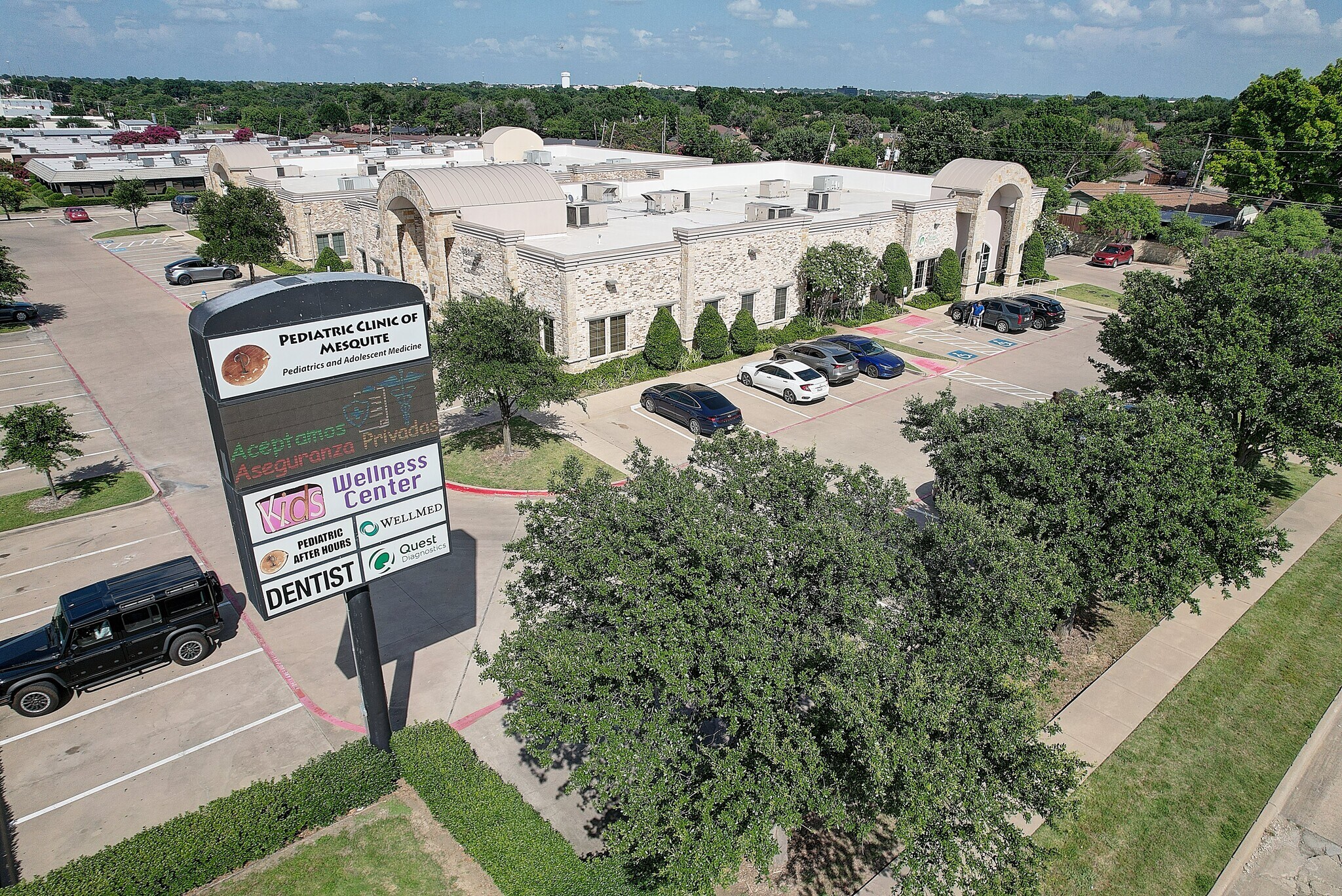 3230 I 30, Mesquite, TX à louer Aérien– Image 1 sur 36