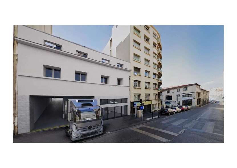 22 Rue Fort Notre Dame, Marseille à louer - Photo de l’immeuble – Image 2 sur 2