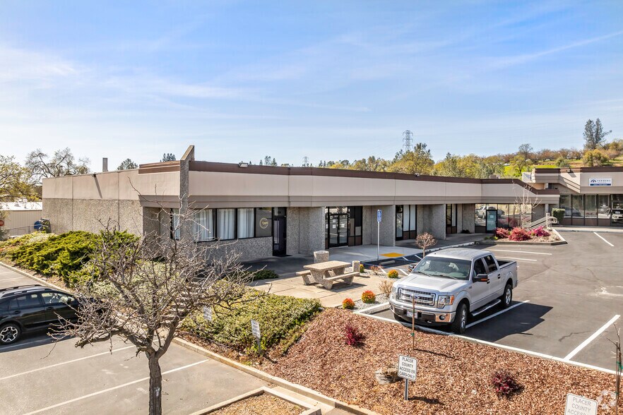 11702-11734 Enterprise Dr, Auburn, CA à louer - Photo de l’immeuble – Image 1 sur 8