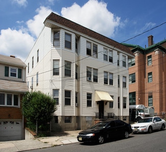 Plus de détails pour 103-105 Devon St, Kearny, NJ - Logement à vendre