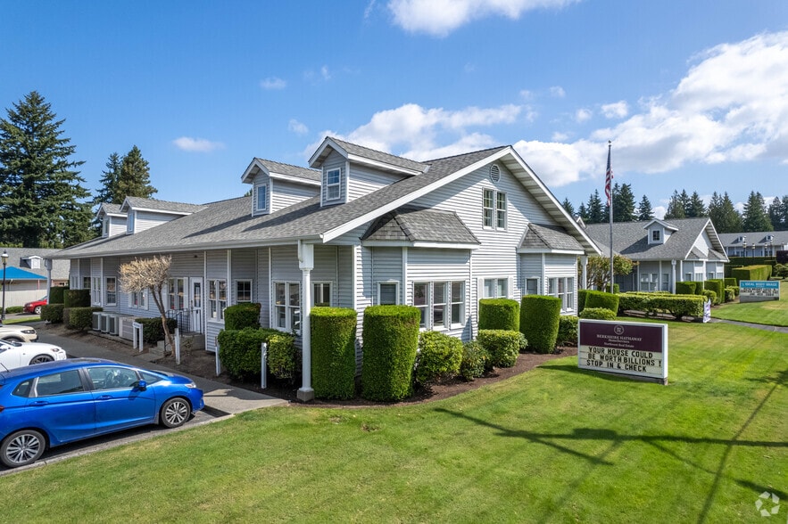 622 S 320th St, Federal Way, WA à vendre - Photo principale – Image 1 sur 5