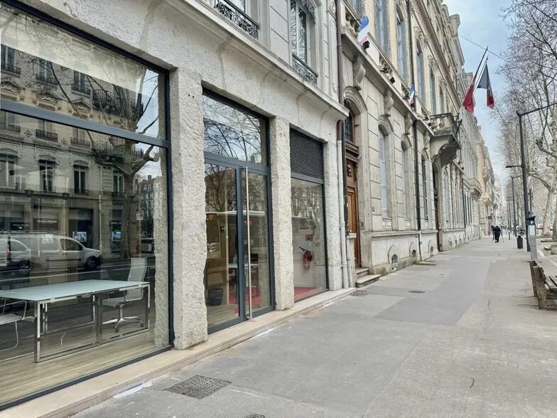 Bureau dans Lyon à louer - Photo de l’immeuble – Image 2 sur 9