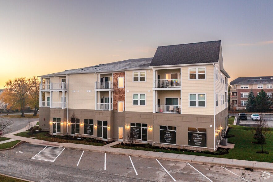 39w201 Herrington Blvd, Geneva, IL à louer - Photo de l’immeuble – Image 1 sur 24