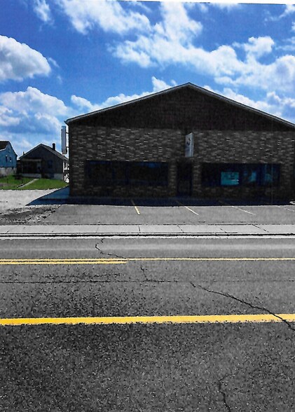 2204 Pennsylvania Ave, Weirton, WV à louer - Photo principale – Image 2 sur 3