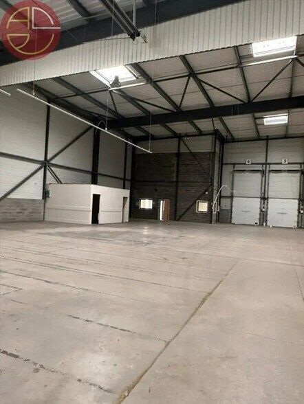 Industriel/Logistique dans Toulouse à vendre - Photo de l’immeuble – Image 2 sur 3