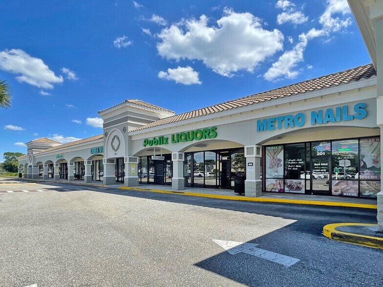 1445 E Venice Ave, Venice, FL à louer - Photo de l’immeuble – Image 3 sur 3