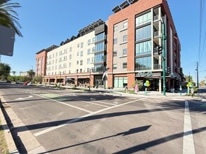 301 W Roosevelt St, Phoenix, AZ à louer Photo intérieure– Image 1 sur 9