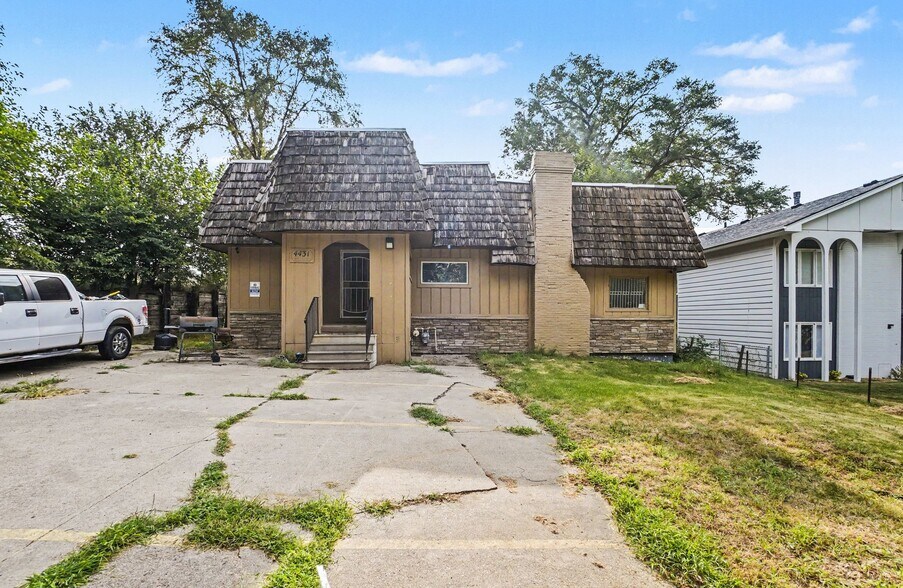 4431 N 60th Ave, Omaha, NE à vendre - Photo de l’immeuble – Image 1 sur 28