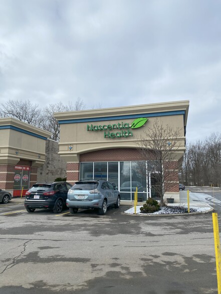 1750 Niagara Falls Blvd, Tonawanda, NY à louer - Photo de l’immeuble – Image 2 sur 14