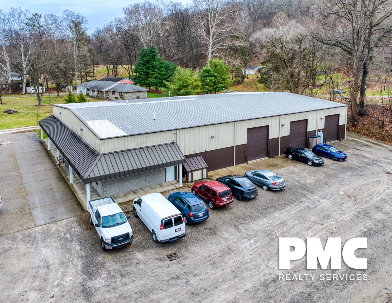 2488 Williams Hwy, Williamstown, WV à louer Photo principale– Image 1 sur 12