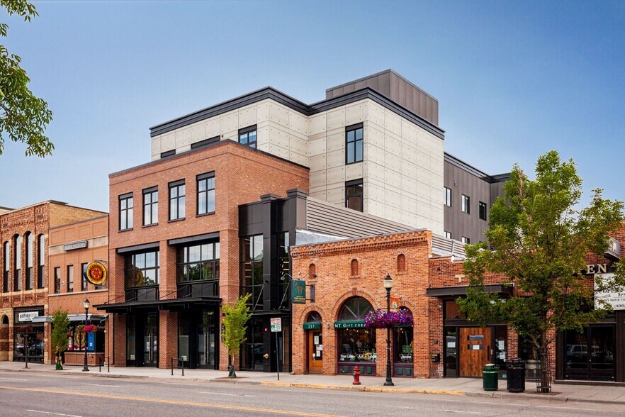 233 E Main St, Bozeman, MT à louer - Photo de l’immeuble – Image 2 sur 17