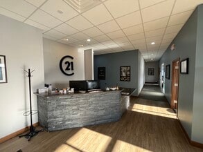 695 S Grand Ave, Sun Prairie, WI à louer Photo intérieure– Image 1 sur 4