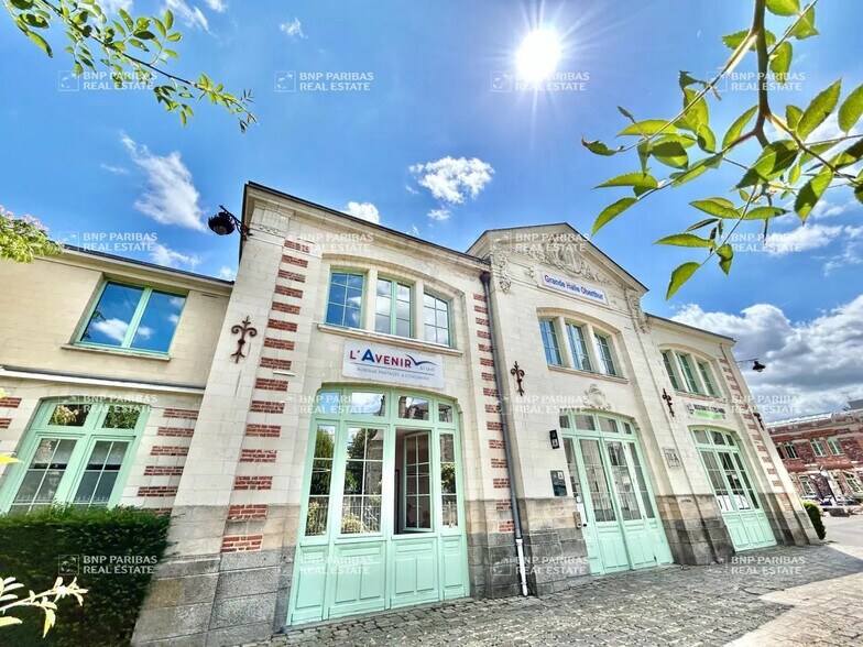 Bureau dans Rennes à louer - Photo principale – Image 1 sur 8