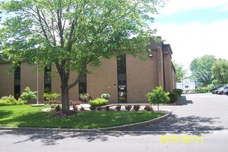 Plus de détails pour 105 N Gold Dr, Robbinsville, NJ - Industriel/Logistique à louer