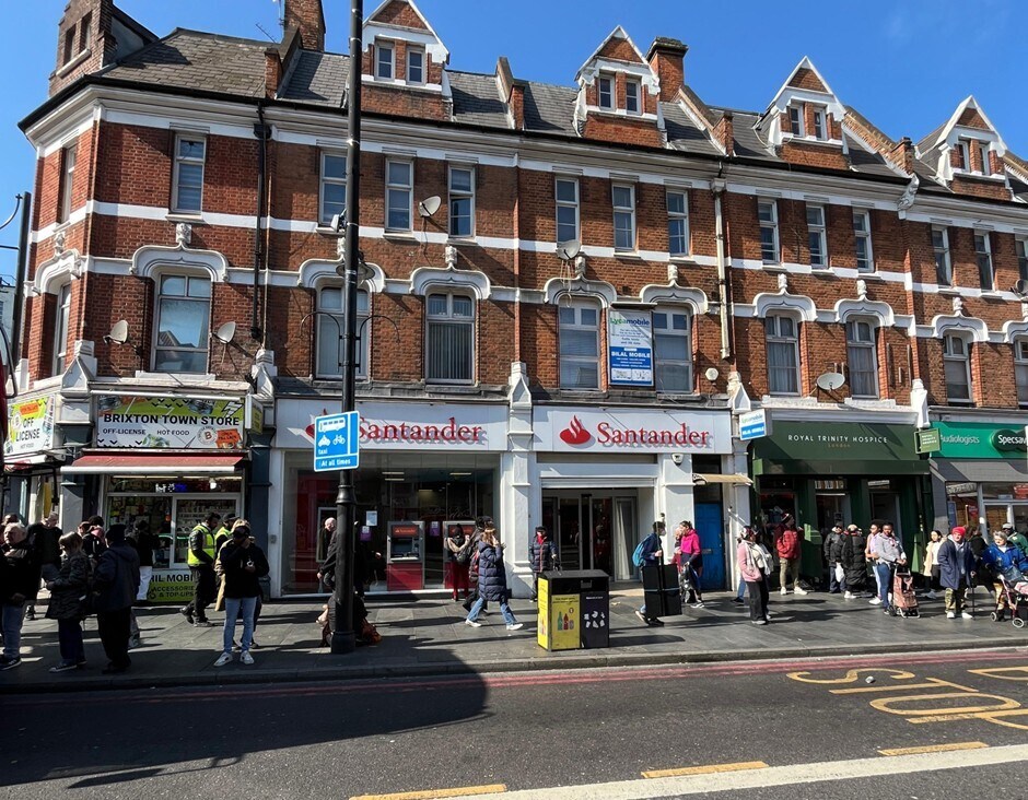 496-498 Brixton Rd, Londres à louer Photo de l’immeuble– Image 1 sur 2