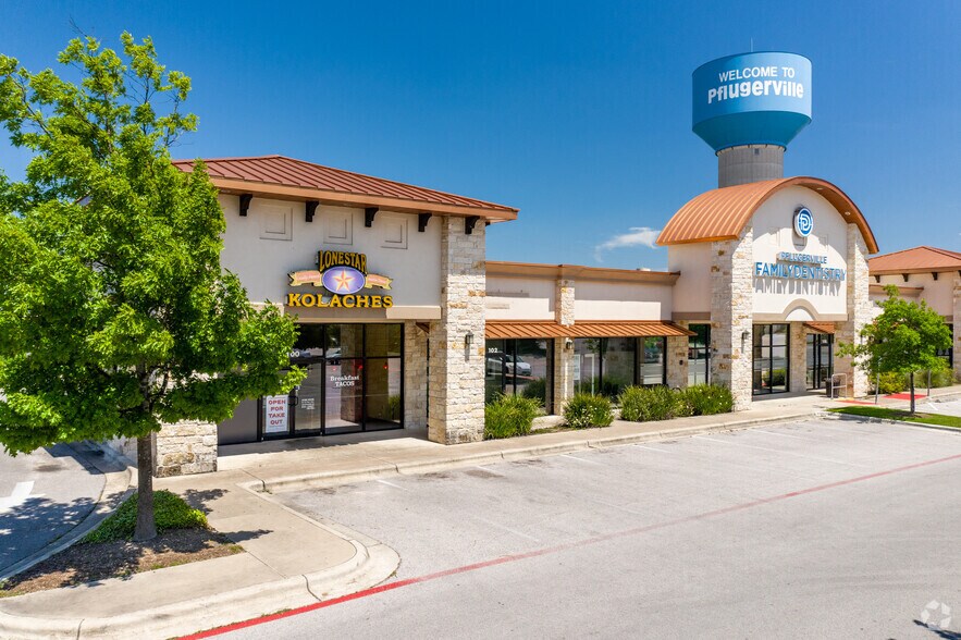 2602-2606 Fm-1825, Pflugerville, TX à louer - Photo de l’immeuble – Image 3 sur 10