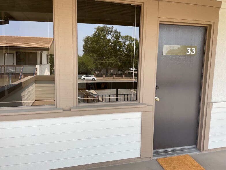 747 S Brea Blvd, Brea, CA à louer - Photo de l’immeuble – Image 2 sur 7
