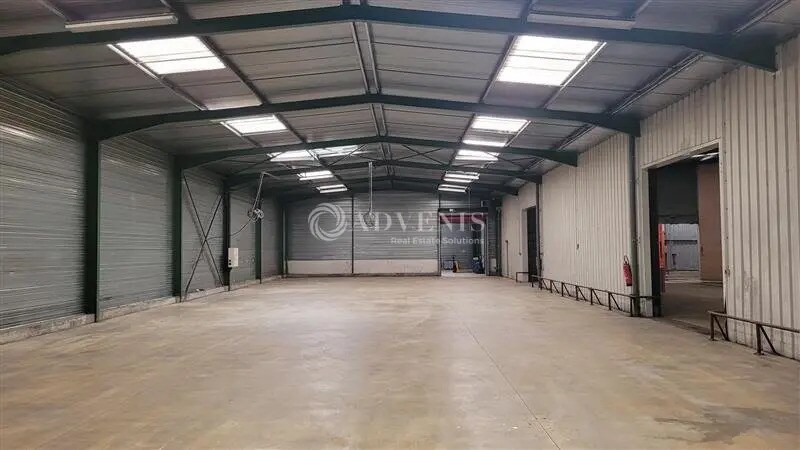 Local d'activités dans Couëron à vendre - Photo intérieure – Image 2 sur 3