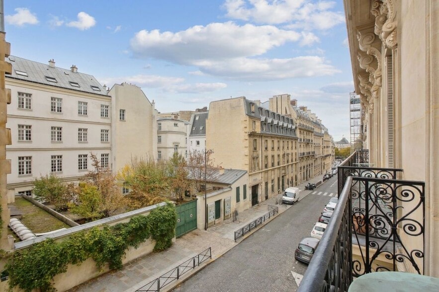25 Rue Du Général Foy, Paris à louer - Photo de l’immeuble – Image 3 sur 20
