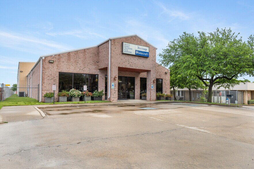 2801 Belt Line Rd, Garland, TX à vendre - Photo de l’immeuble – Image 1 sur 17