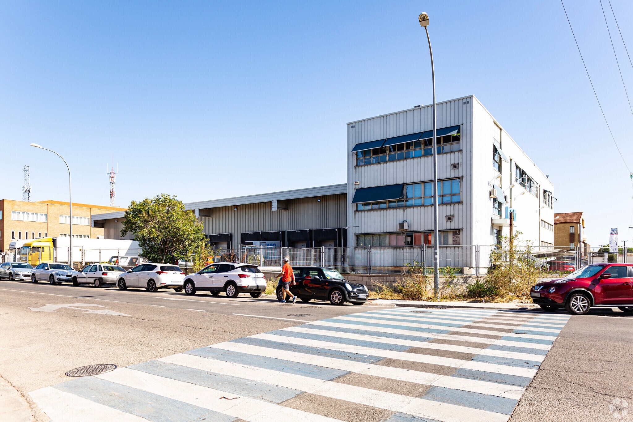 Industriel/Logistique dans Alcorcón, Madrid à louer Photo principale– Image 1 sur 6