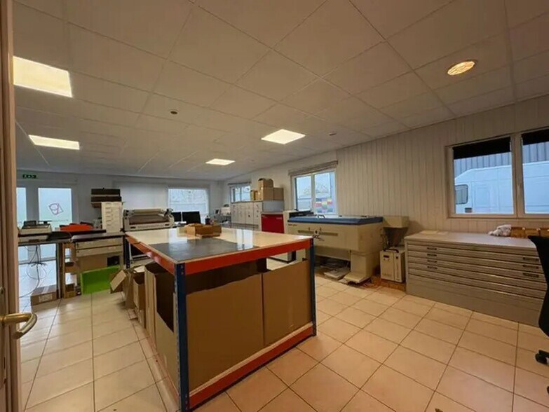 Bureau dans Fay-de-Bretagne à louer - Photo intérieure – Image 3 sur 7